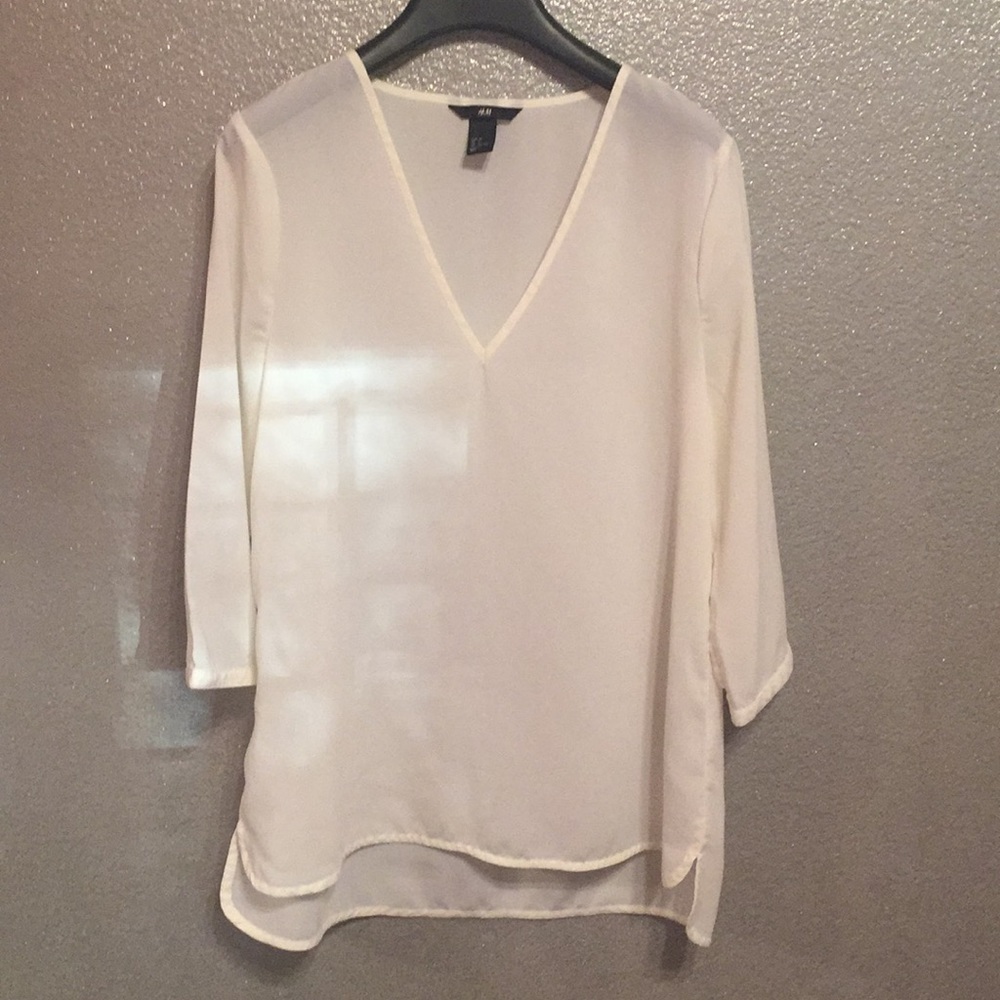 HIGH/LOW BLOUSE NWOT